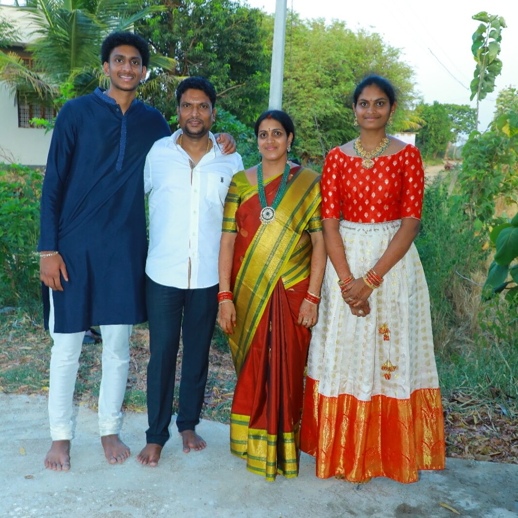 Yeleti Suresh Reddy family